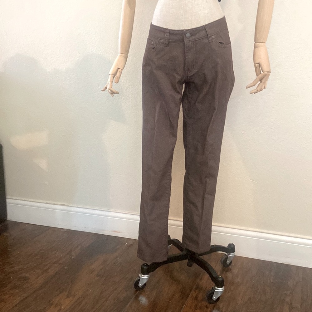 Prana Kara denim low rise jean, fitted narrow leg, chocolate brown size 8/29